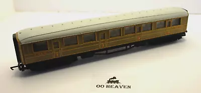 Hornby LNER Gresley Teak Composite Coach • £7.99