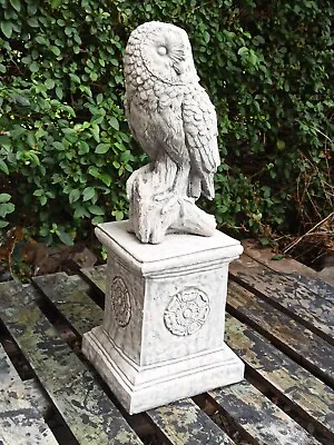 STONE COLOUR GARDEN SQUARE PLINTH PEDESTAL  AND Owl Statue Garden Ornament Set • £125