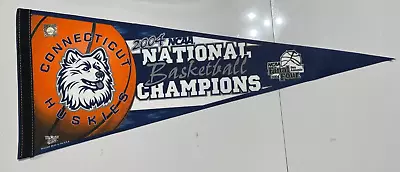 Uconn Huskies  2004 Mens Ncaa Basketball Champions Vintage Pennant • $14.99