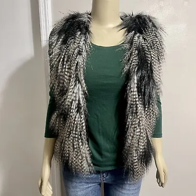 H&M Divided Womens Sz 4 Multicolor Faux Fur Open Front Comfort Boho  Vest Jacket • $15