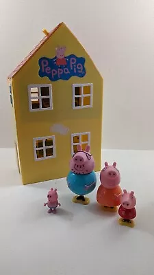 ⭐ PEPPA PIG HOUSE With Peppa George Mummy & Daddy Pig Figures • £10