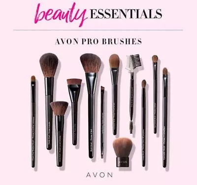 Avon Pro Makeup Brushes & Brush Case • $16