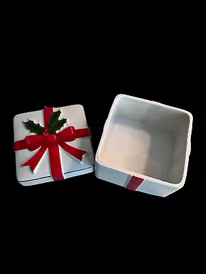 Vintage Mt. Clemens Pottery Ceramic Gift Box Trinkets Keepsake Red Bow ~ JAPAN • $19.99