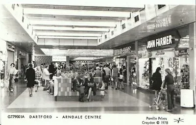 Kent Postcard - 1970's Dartford - The Arndale Shopping Centre  2542 • £2.39