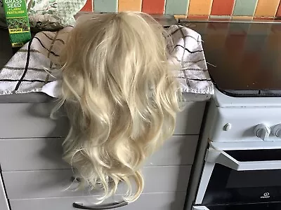 Full Head Hair Wig Blonde Long Wavy. Realistic • £2.60
