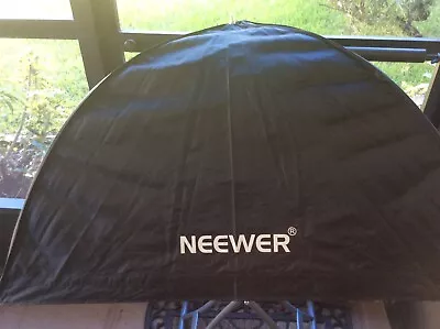 NEEWER  Umbrella Kit 60x90 Cms For Photo Studio W/ Grid • $38