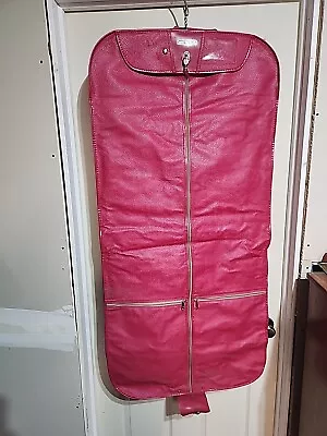 Vintage Royal Traviller Red  Garment Bag • $39.99