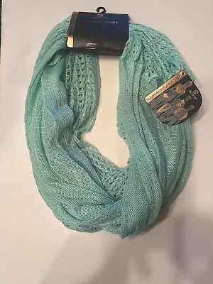 *NEW* APANA Knit Yoga Infinity Lotus Scarf Mint Green • $9.99