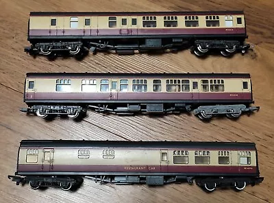 £19 • Buy 3 Lima BR Mk 1 Maroon & Cream OO Gauge Model Railway Carriages