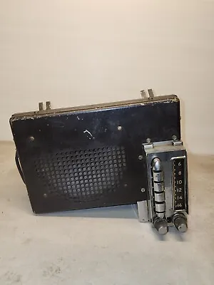 U8 Original Vintage Packard Motor Car Co Push Button Radio PA 393607 1948-1950  • $16.14