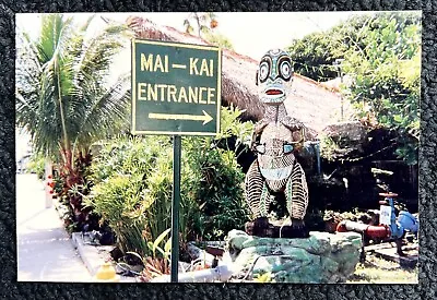 MAI-KAI ENTRANCE CLASSIC TIKI CARVING 1990s Era Paint Job PHOTO Bar Restaurant • $9