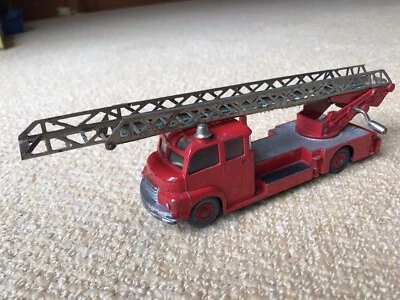 £10 • Buy Dinky Supertoys Turntable Fire Escape Model Number 956 Fire Engine