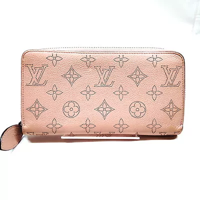 Louis Vuitton LV Long Wallet  Pink Mahina 1373588 • $51