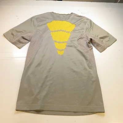 NIKE PRO COMBAT DRI FIT FITTED LIVESTRONG GYM ATHLETIC JERSEY T SHIRT Mens S  • $17.50