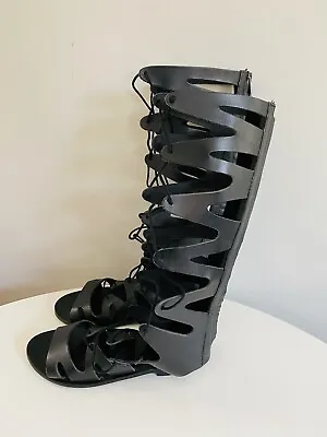 Top Shop Size 41 (10.5) Black Gladiator Leather Knee High Lace Up Sandals • $45