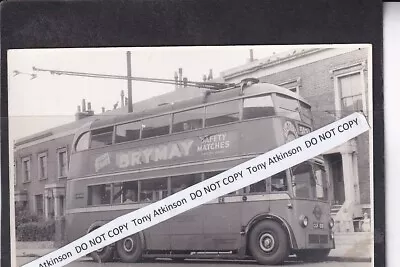 London Transport - B2 Type Trolley Bus No. 129 @ Kentish Town - Photo  # B11644 • £1