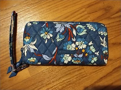 Vera Bradley Accordion Wristlet Wallet Clutch Floral Bursts • $20.99