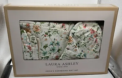 Laura Ashley Red Child Gardening Apron Kneeler Gloves & Hat ** Brand New ** • £39.99