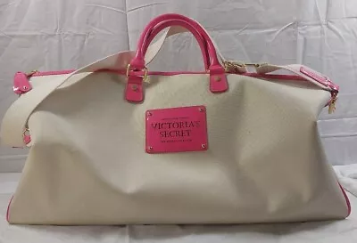 Victoria Secret The Sexiest On Earth Bag 20 Inches L 13 Inches High. • $24.99