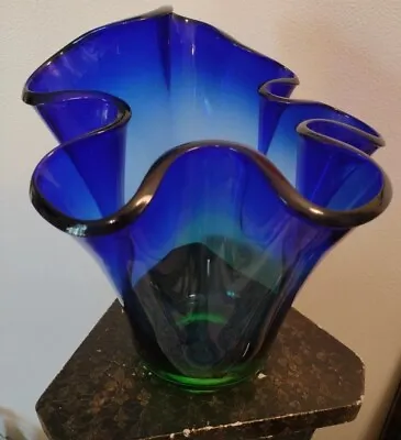 MAKORA Handmade KROSNO ART GLASS Handkerchief VASE POLAND Excellent  • $155