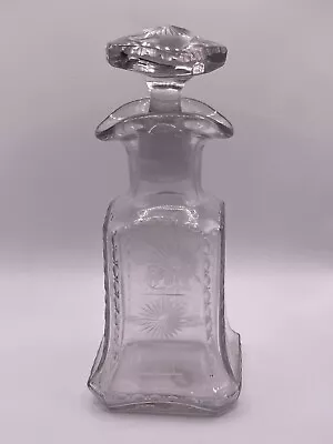 Vintage Cruet Etched Oil & Vinegar Decanter Bottle With Stopper. • $12.50