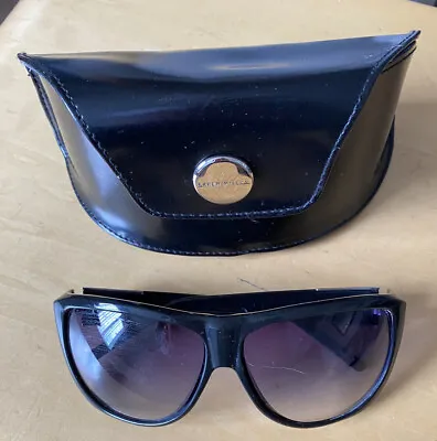 Karen Millen Sunglasses With Case (Glasses Have Scratches) • £6