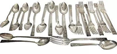 Vintage Oneida Community Plate Silverware Set - 21 Pieces • $39.99