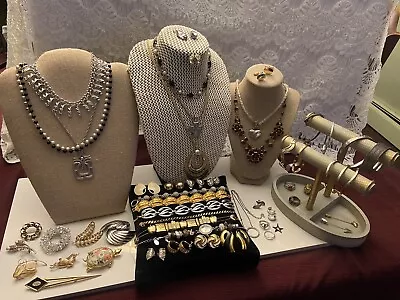 HUGE VTG GOLD/SILVERTONE JEWELRY LOT 52pc/28 Signed Trifari Krementz Coro 925+++ • $49.99