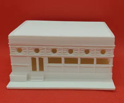 N Scale One Story Main Street Diner With Bar And Stools White Unpainted • $10.99