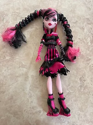 Monster High 11  Doll DRACULAURA DRACULA DAUGHTER SWEET SCREAMS EXCLUSIVE • $199.95