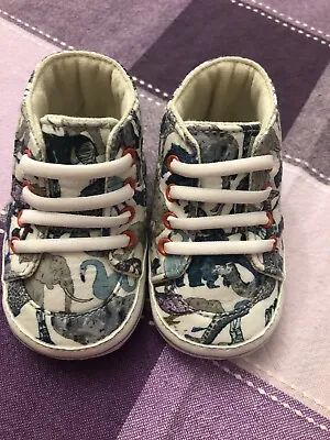 Baby Canvas Pram Shoes Trainer Size 0-3 Months Mamas And Papas • £5.99