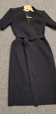 $100 • Buy Scanlan Theodore Dress Sz 6 - Black - Scuba Material With Belt