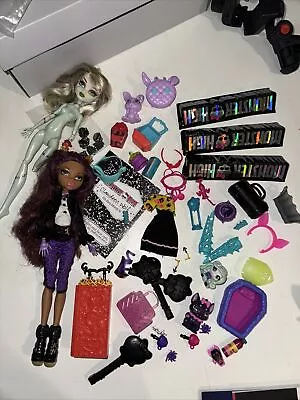 Monster High Dolls And Accessories Lot • $15