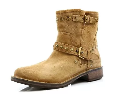 NEW Authentic UGG Australia Fabrizia Boot Chestnut Brown Suede Stud Women Sz 5 • $82.49