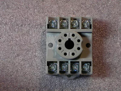 Relay Hardware Socket OCTAL 8 PIN W/SCREW TerminalS • $4.99