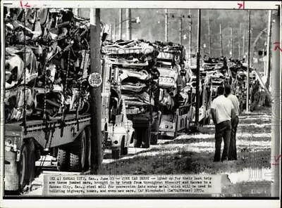 1973 Press Photo Junked Cars Loaded On Trucks Brought To Kansas City Steel Mill • $19.99