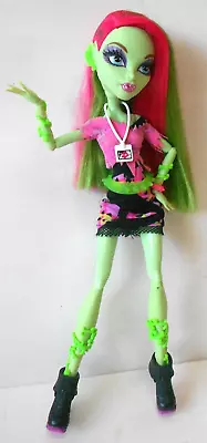 MONSTER HIGH VENUS McFLYTRAP DOLL  Music Festival  ~ EXCELLENT • $39.99