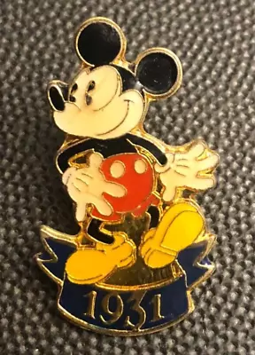 Disney Pin 2667 Mickey Mouse 1931 Mickey Through The Years Blue Ribbon Vintage • $9.99