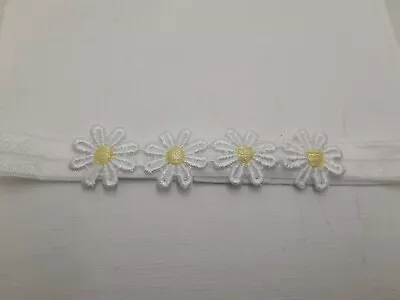 Babies/girls White Headband With 4 White   Daisies  • £1