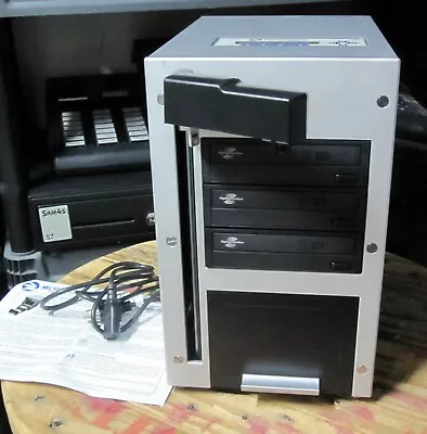 Microboards Technology QDL3000 Duplicator Blu-ray CD DVD Autoloader W 500gb HDD • $199.99