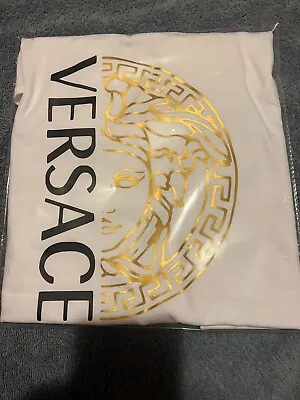 T Shirt Versace Men Size L • $65