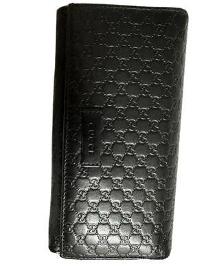 $200 • Buy Gucci Wallet Womens