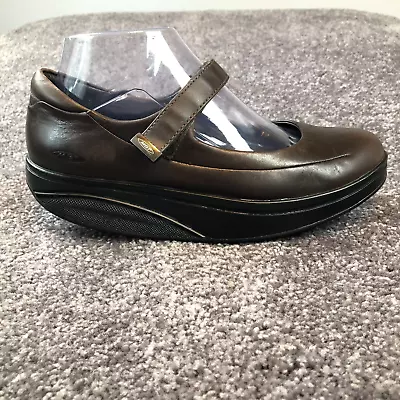 MBT Rocker Sandals Womens 7.5 Brown Leather Comfort Walking Orthopedic Shoes • $52.25