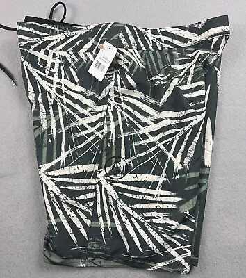 VOLCOM Men’s Boardshorts W36 L9 NWT • $21