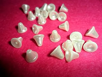 Vintage White Faux Pearl Bell Beads       24 Pcs • $4.99