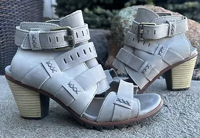 Nice! Sorel Nadia Buckle Women's 7.5 Heeled Strappy Sandals - Kettle Gray • $49.99