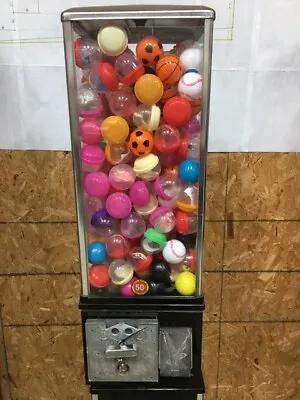 Made In USA 2  Toy Vending Machine 2 Inch Vendor Fill W/ Over 225 Toys In Caps • $139.99