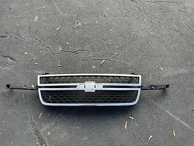 06-07 Silverado Classic - Front Grille Chrome Oem Used • $180