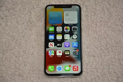 Apple IPhone X - 256GB - White (Unlocked) A1901 Excellent Condition • £139.50