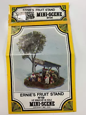 Woodland Scenics M109 Ernies Fruit Stand Miniature 1:87 Scale • $10